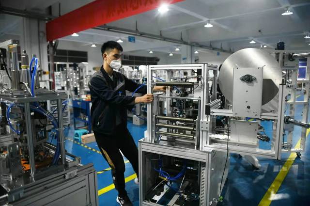 N95口罩机 口罩机厂家 自动口罩机