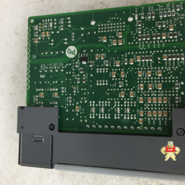 SAIA现货库存     L720-012EL8 DCS,PLC,模块