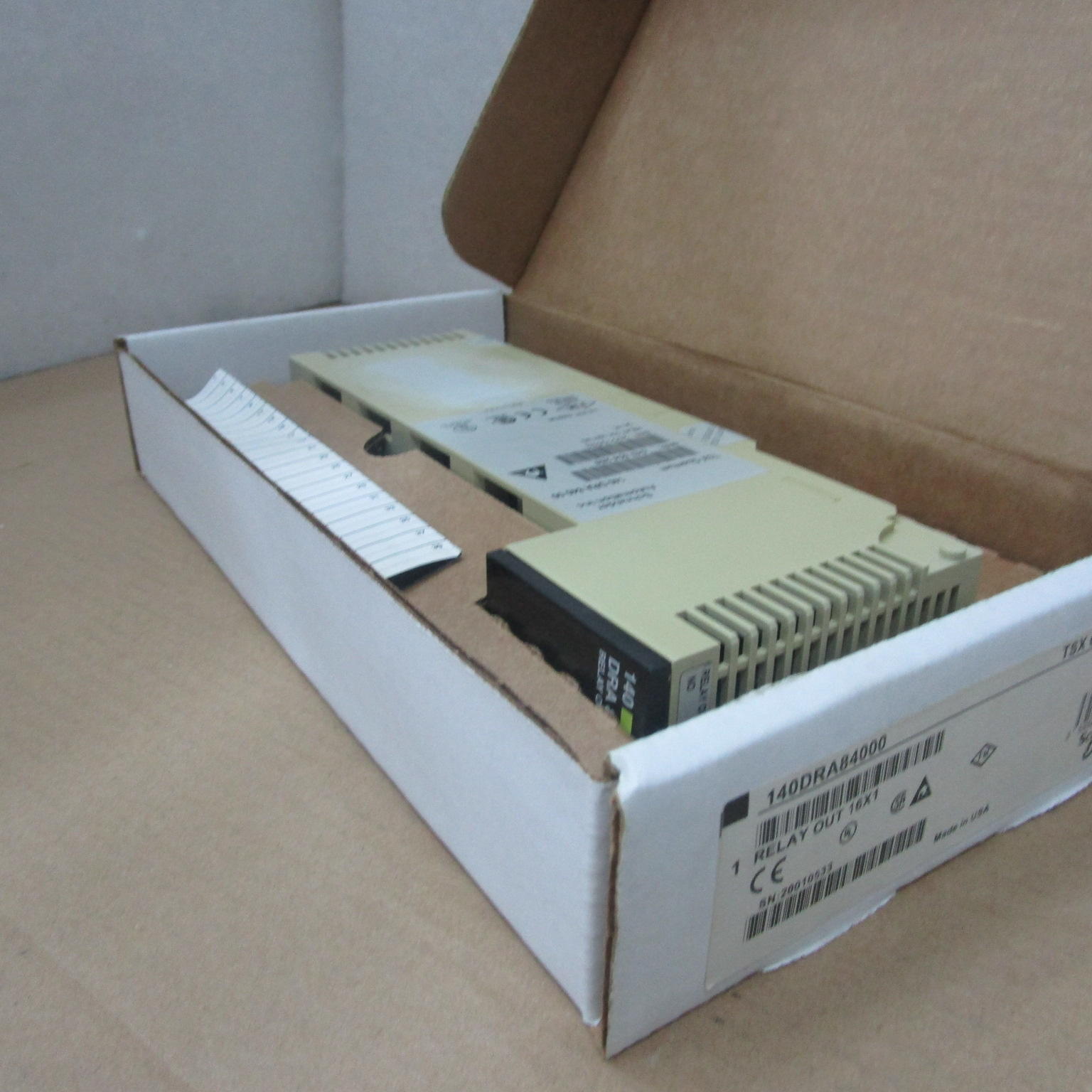 140MSB10100  大量现货