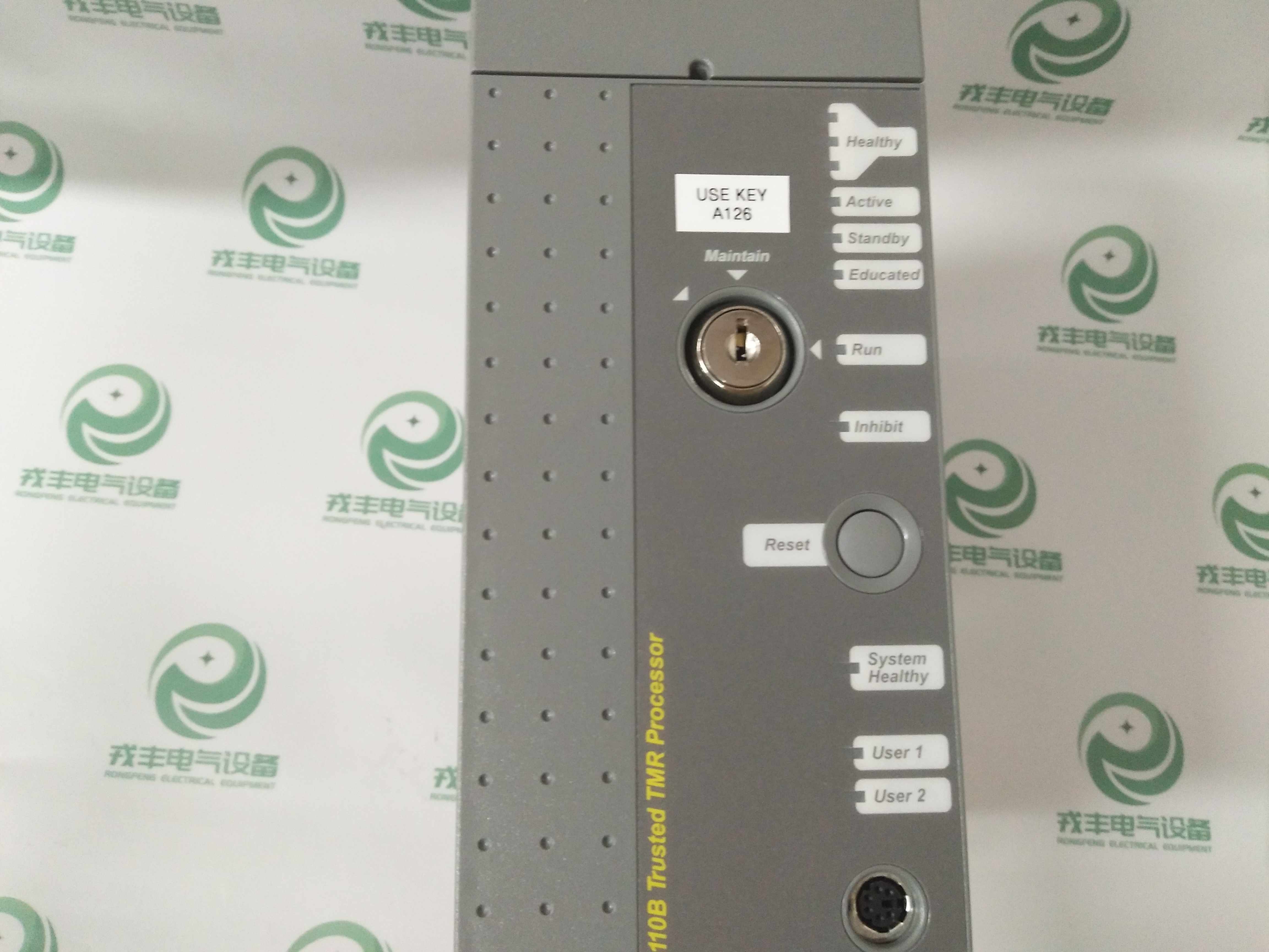 T8402现货特价ICS TRIPLEX