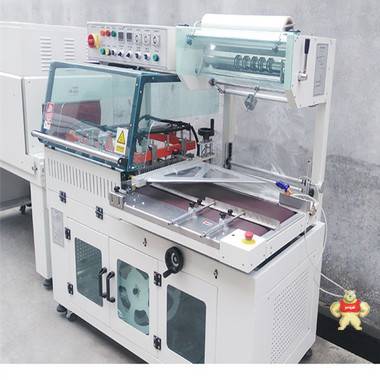 燈具自動(dòng)包裝機(jī) 熱收縮封膜機(jī)操作簡單 燈具自動(dòng)包裝機(jī),熱收縮封膜機(jī),燈具封膜機(jī),熱收縮包裝機(jī),自動(dòng)熱收縮膜機(jī)
