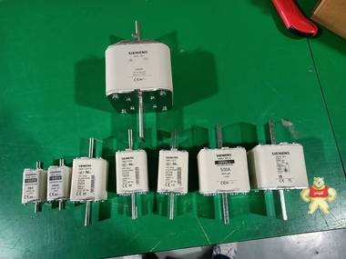 全新原装德国西门子熔断器3NE1815-0 