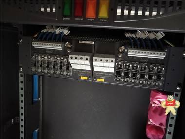 全新原包装华为 300*600*2200 波分专用机柜 网络机柜 含一个TN11PDU01 全新原包装华为,300*600*2200,波分专用机柜,网络机柜,含一个TN11PDU01