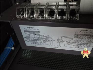全新原包装华为 300*600*2200 波分专用机柜 网络机柜 含一个TN11PDU01 全新原包装华为,300*600*2200,波分专用机柜,网络机柜,含一个TN11PDU01