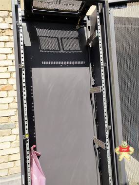 全新原包华为 300*600*2200 波分专用机柜 网络机柜 含一个TN11PDU01 全新原包华为,300*600*2200,波分专用机柜,网络机柜,含一个TN11PDU01