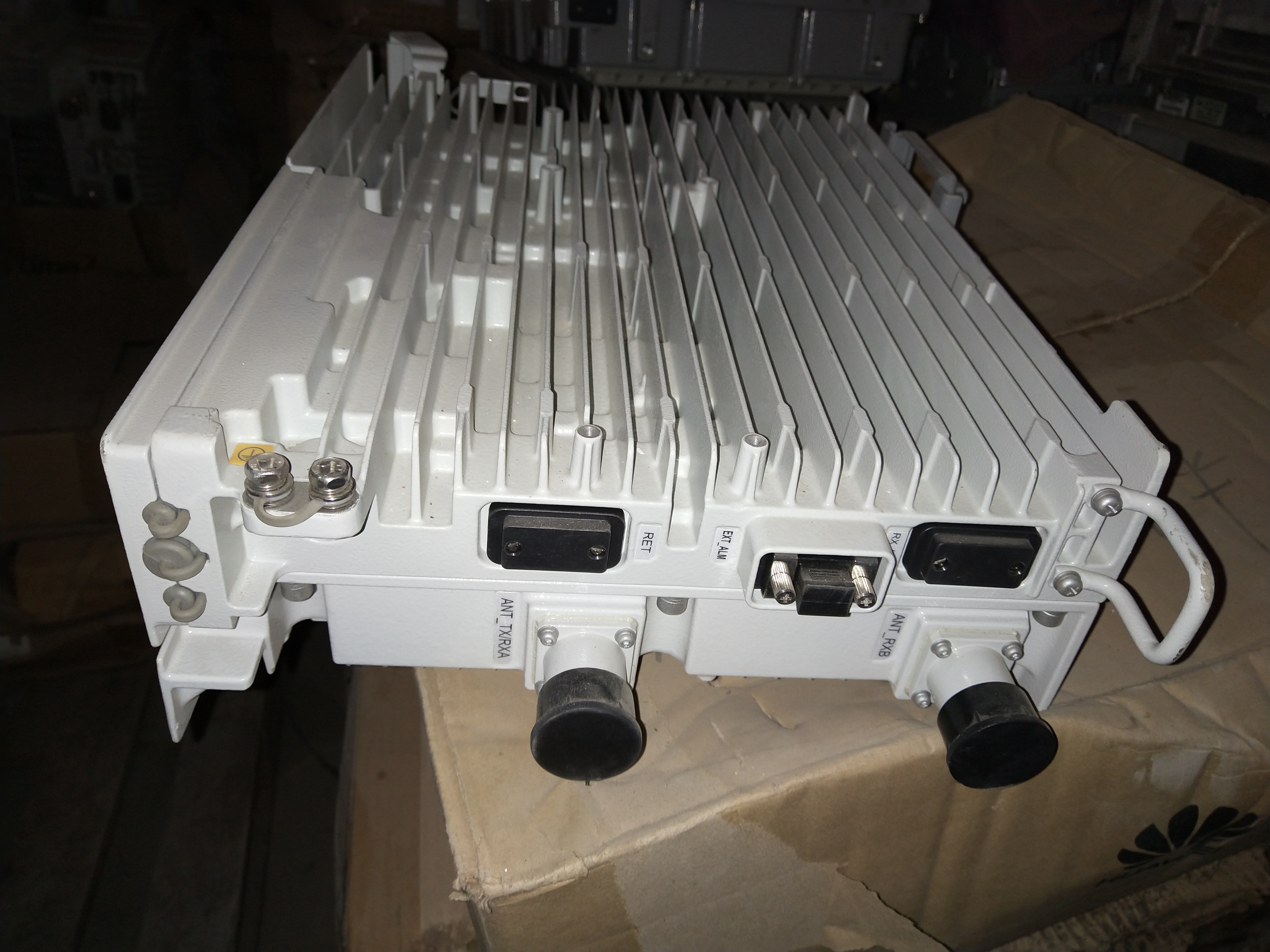 华为rru3936-1800 室外壁挂式电源 通信电源 48v开关电源