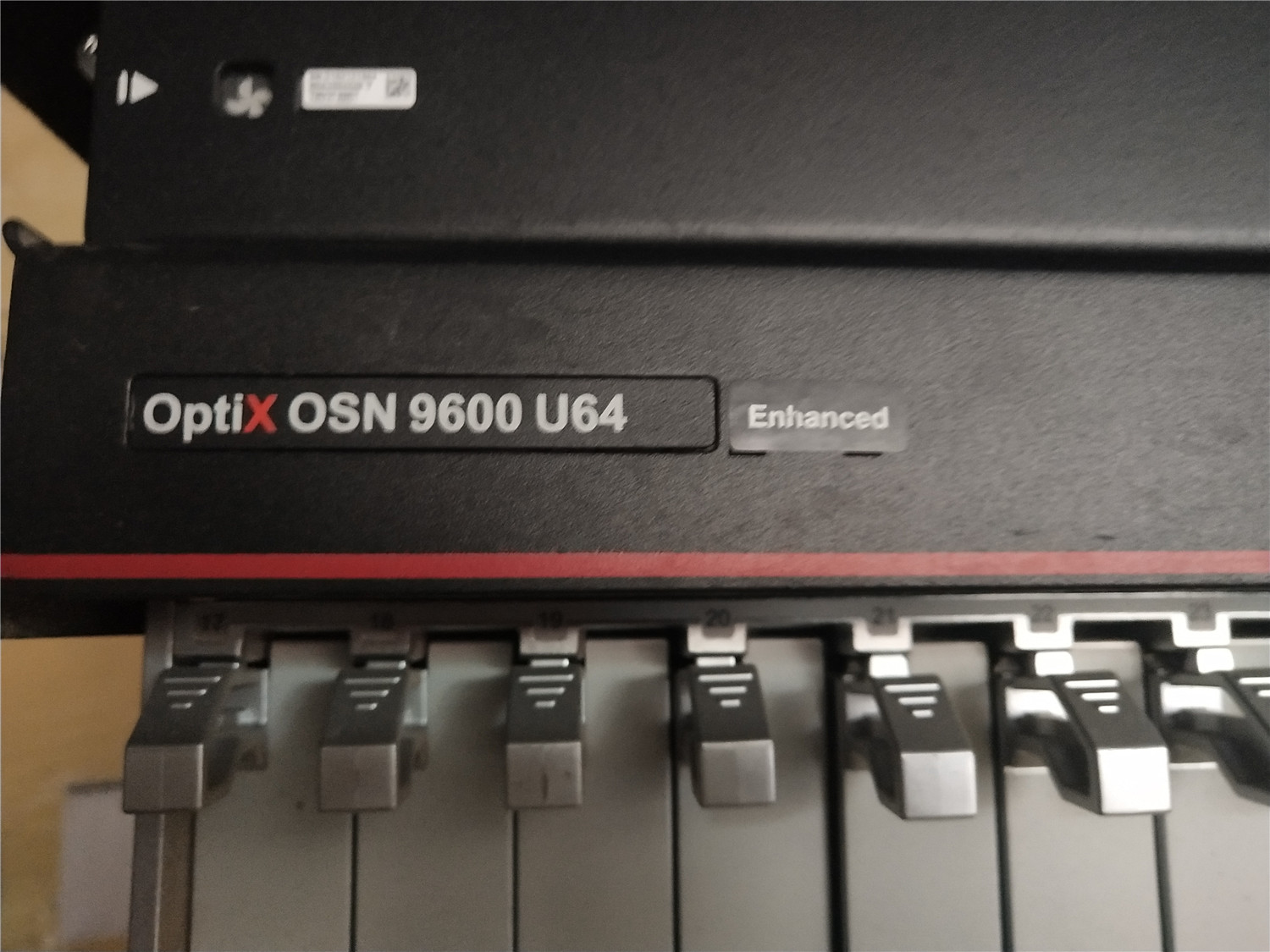 华为 OptiX OSN9600U64 高端传输机框 华为,OptiX OSN9600U64,高端传输机框
