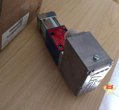 MOOG-0281  D061-8322 