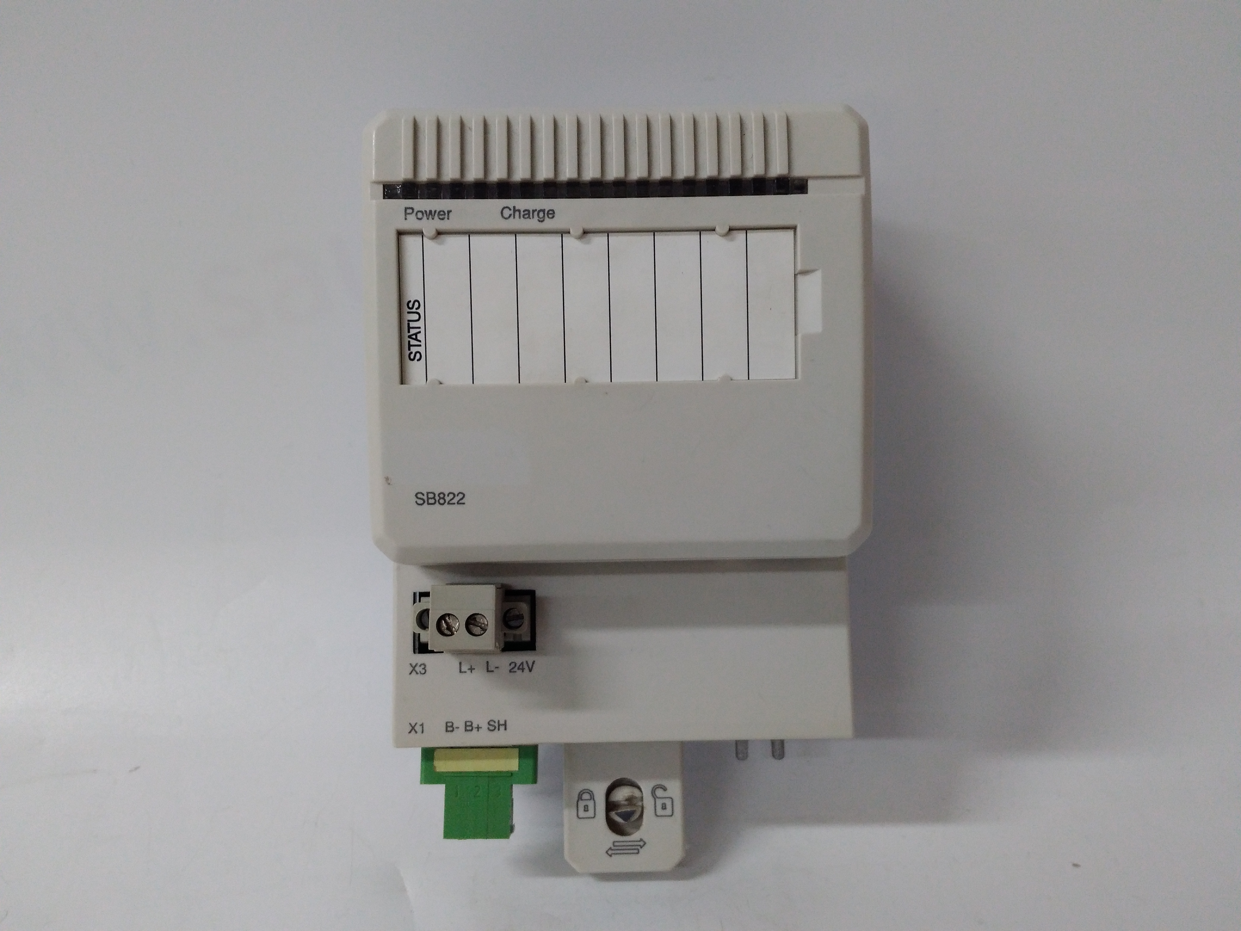ABB自动化机械备件卡件模块	SB822 