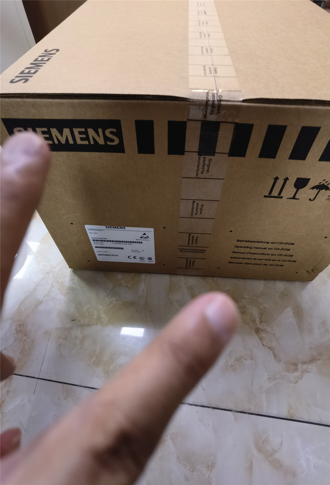 出售全新未開封變頻器6SE7024-1EC85-1AA0真實(shí)現(xiàn)貨免費(fèi)技術(shù)服務(wù) 