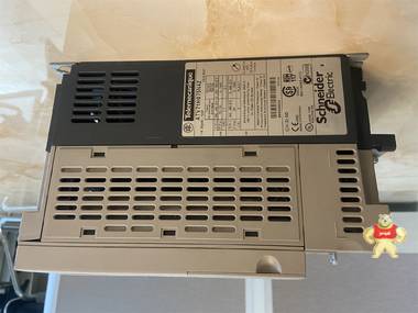 低價出售95新拆機(jī)施耐德變頻器ATV71H075N4Z專家免費(fèi)電話技術(shù)服務(wù) 