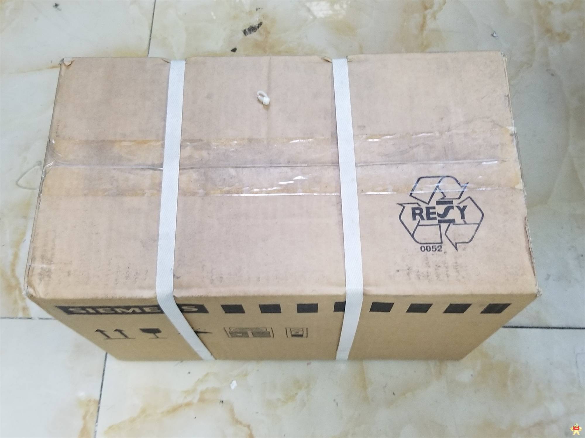 低價(jià)出售全新電機(jī)1FK7060-5AF71-1FG2現(xiàn)貨 專家免費(fèi)電話技術(shù)服務(wù) 