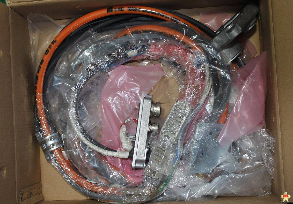 ABB 3HAC037799-001操纵器线缆机器人电缆 操纵器线缆,电缆,机器人线缆,ABB操纵器线缆,线缆