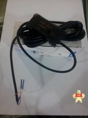 欧姆龙E32-ZD200 E32-ZD200E M6漫反射型光纤 原装现货 