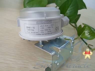 SIEMENS西门子 QBM81-10 中央空调空气压差开关控制器风压 西门子,QBM81-10,中央空调空气压差开关控制器