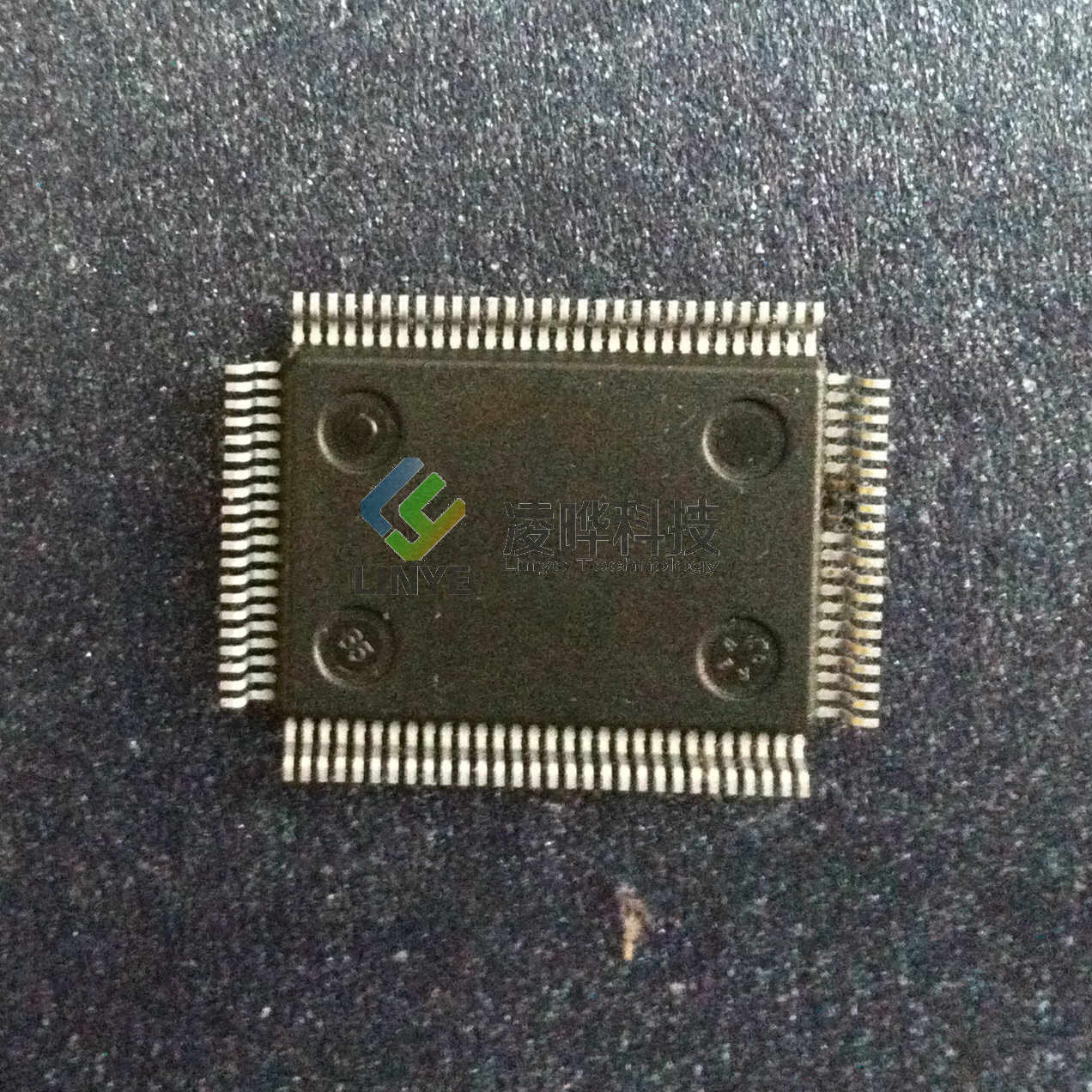 集成电路IC XILINX/赛灵思 XC3030A-7PQ100I  现场可编程门阵列IC
