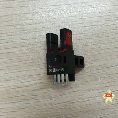 RIKO/瑞科微型光电开关RX672-N现货 U型光电开关 插头式光电开关