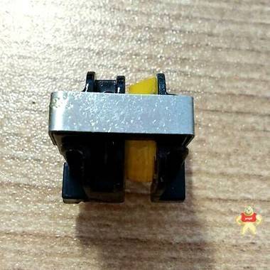 UU10.5   300:1电流互感器 