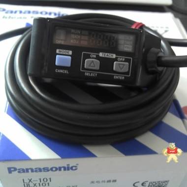 松下数字式色标传感器LX-101 