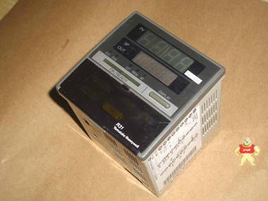 YAMATAKE日本山武溫控儀 R31 數(shù)字調(diào)節(jié)器 R312GA R315GA 