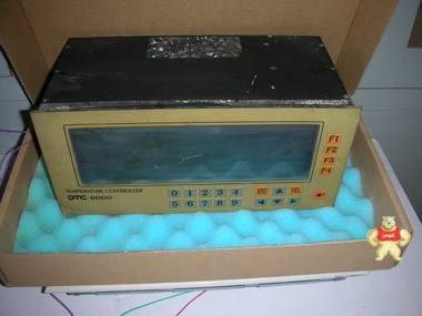 染色机缸电脑DTC6000 (上电显示花屏) 
