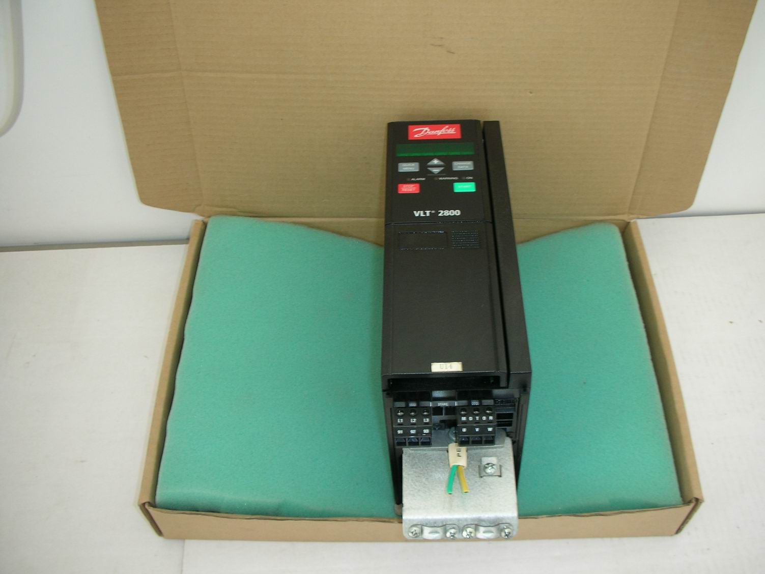 丹佛斯 VLT2840PT4B20STR0DBF10A00