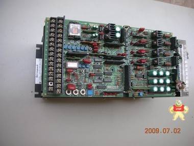 安川伺服控制器 CPCR-MR08C-H 