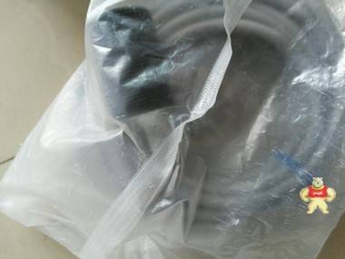 100%进口日本欧姆龙原装E2EQ-X15X1 