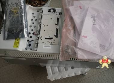 全新ABB变频器ACS800-04-0050-7+P901功率45KW 