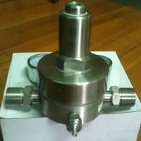 管路式全不锈钢氨气减压器YQA-441管道氨气减压器YQA-20