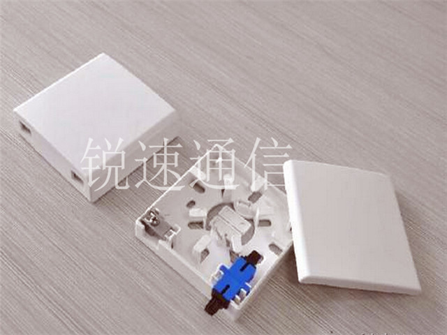 86型光纤桌面盒 天博通信