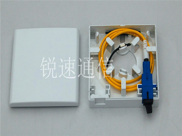 86型光纤桌面盒 天博通信