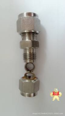 双卡套变径接头/两通变径接头/8毫米-6毫米卡套连接变径 