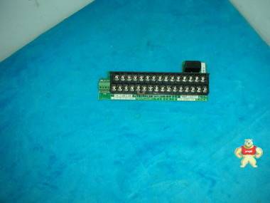 日立变频器 端子板SJ300TM 3B295619-3 