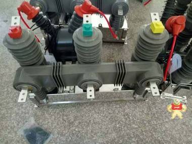 ZW32-12高压真空断路器厂家 河南户外断路器价格 平顶山市智信电气有限公司 户外断路器,柱上断路器,断路器价格,断路器厂家,智能断路器