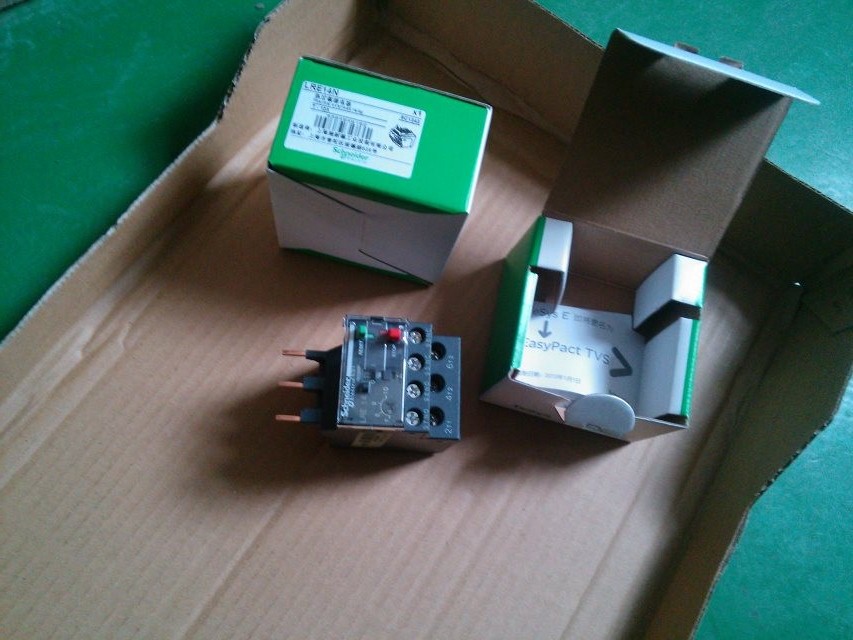 Schneider原装现货LR-D05C施耐德热过载继电器LRD05C 0.63-1A