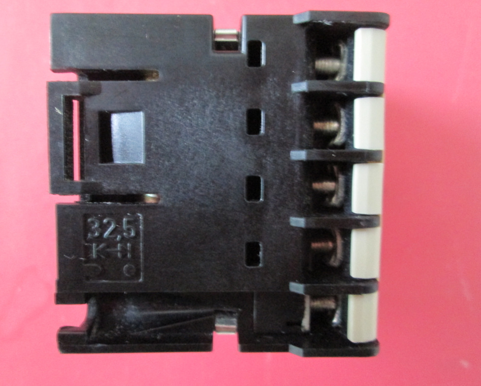 100%原装 德国AEG   电梯专用接触器 SH04 22E  DC220V