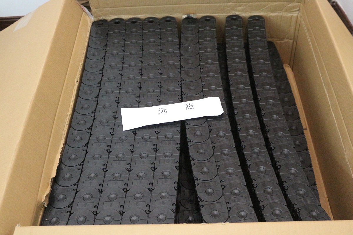 新款IGUS/易格斯拖链3500.100.200