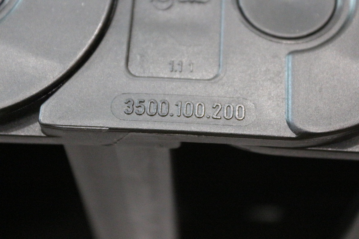 新款IGUS/易格斯拖链3500.100.200